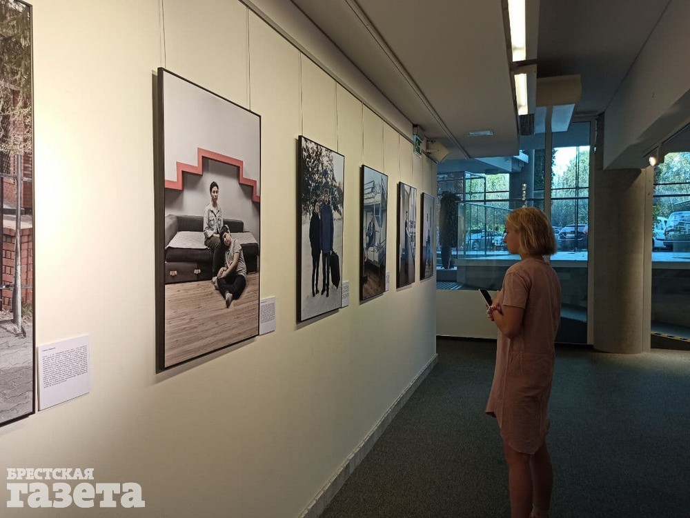 Фотавыстава ў Беластоку, прысвечаная перасяленцам з Беларусі.