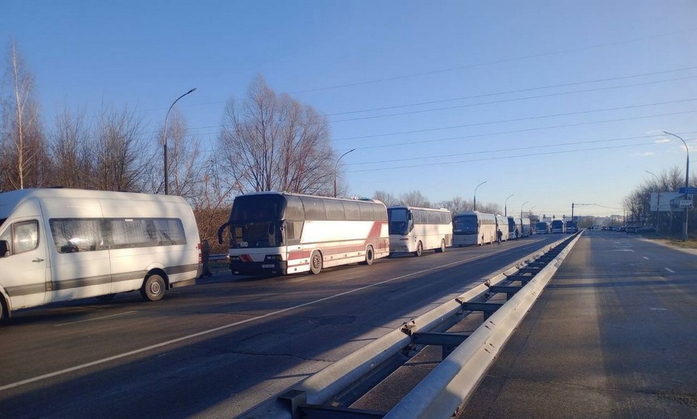 Автобусная очередь перед пунктом пропуска «Брест» 8 января 2025 года. Фото: ГТК Беларуси