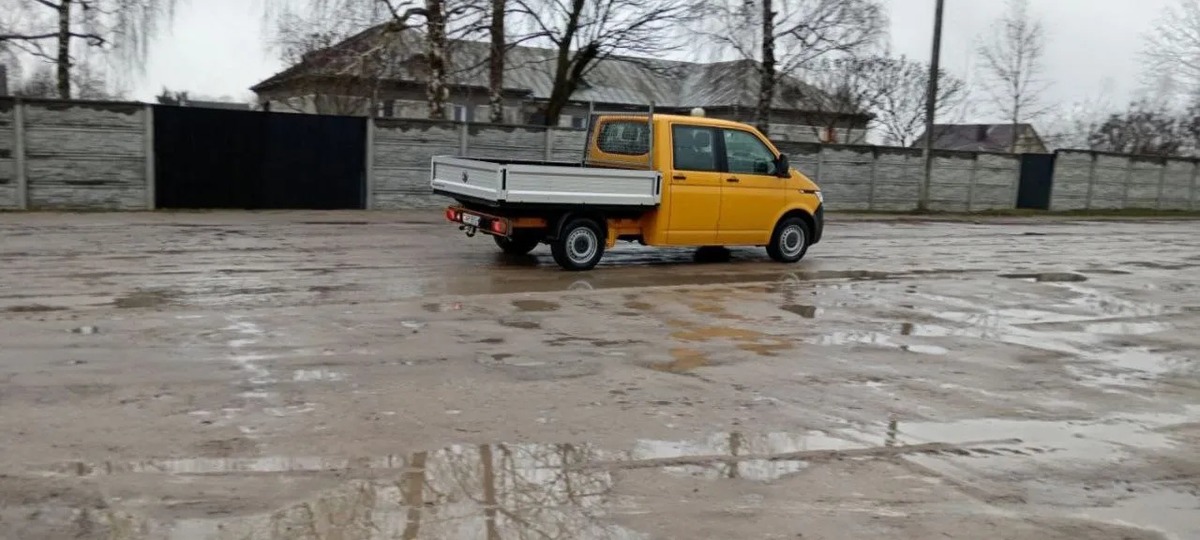 Одна из дорог в Брестском районе, на которую жалуются жители. Фото: Брестский вестник