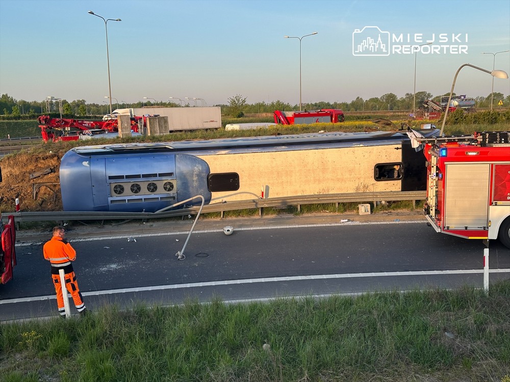 ДТП с участием автобуса под Варшавой, 29 апреля 2025 года. Фото: Miejski Reporter