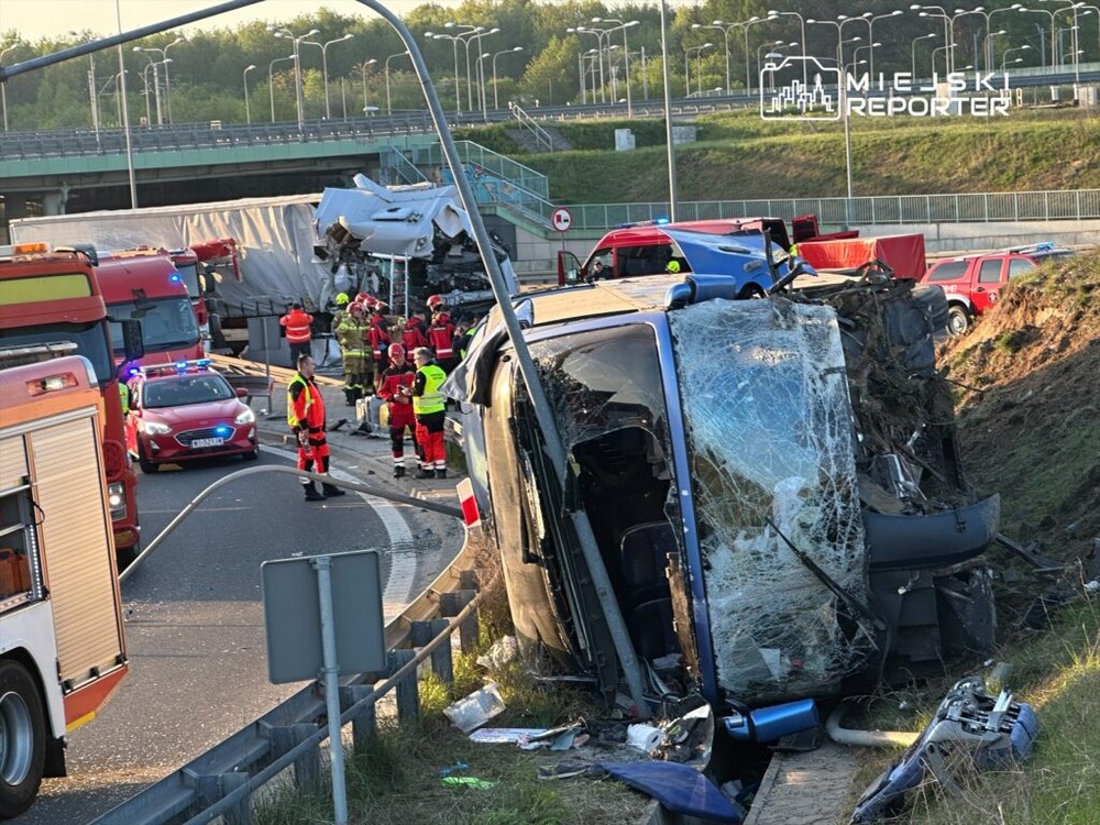 ДТП с участием автобуса под Варшавой, 29 апреля 2025 года. Фото: Miejski Reporter