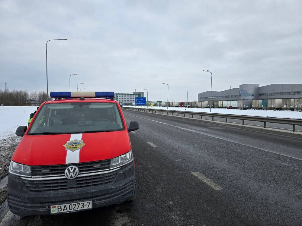 Новая зона ожидания возле пункта пропуска «Козловичи». Фото: Брестский горисполком