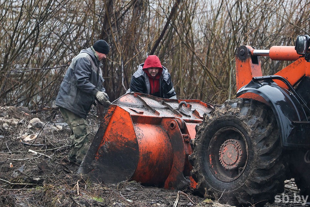 Начало строительства комплекса дам в Гомеле в декабре 2025 года. Фото: sb.by